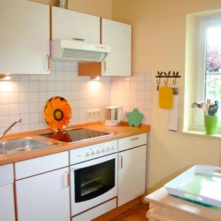 Rauert Haus 1 Holiday home Hinrichsdorf